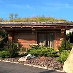 马拉莫尔小木屋酒店 * Chazey-sur-Ain