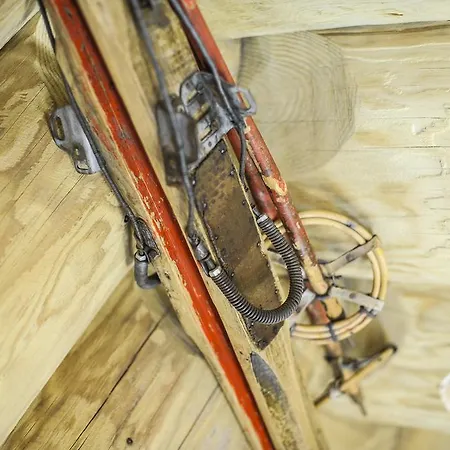 Les De Maramour Chalet